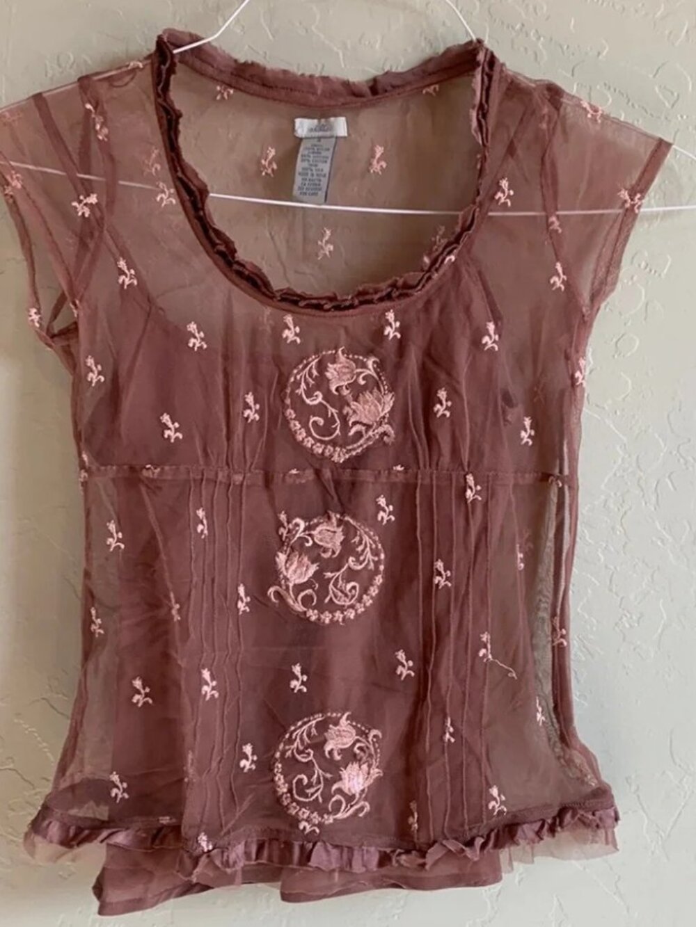 GORGEOUS CLASSY 2PC Anthropologie sheer lace top with tank
